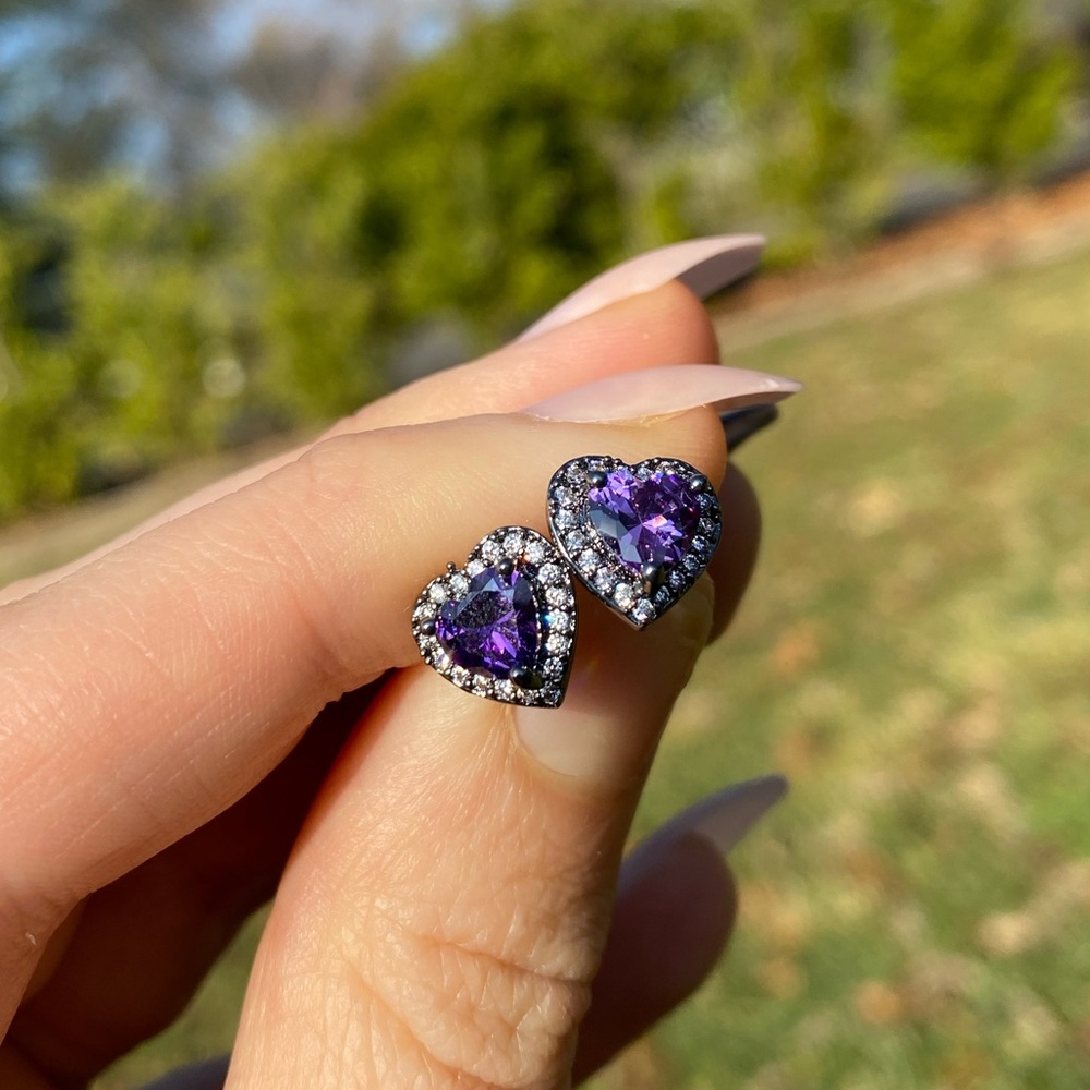 New black/purple,black/pink stud earrings - Picture 10 of 12